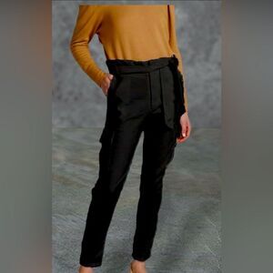 Revolve Monrow women’s black linen cargo pants tie belt high waist NWT size S.